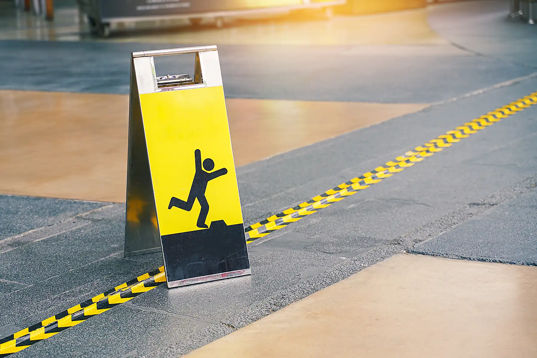 Hazard 2 AdobeStock_211565345
